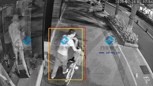 AI人形识别监控系统夜间红外补光识别效果 AI人形识别监控系统夜间红外补光识别效果